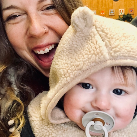 Meet your Posher, Jennifer - Picture 3 of 5